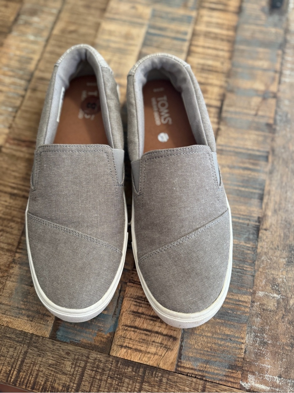 Toms Women’s Slip-On Canvas Platforms in Gray